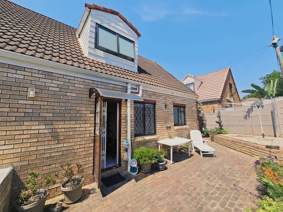 3 Bedroom Property for Sale in Dormehls Drift Western Cape